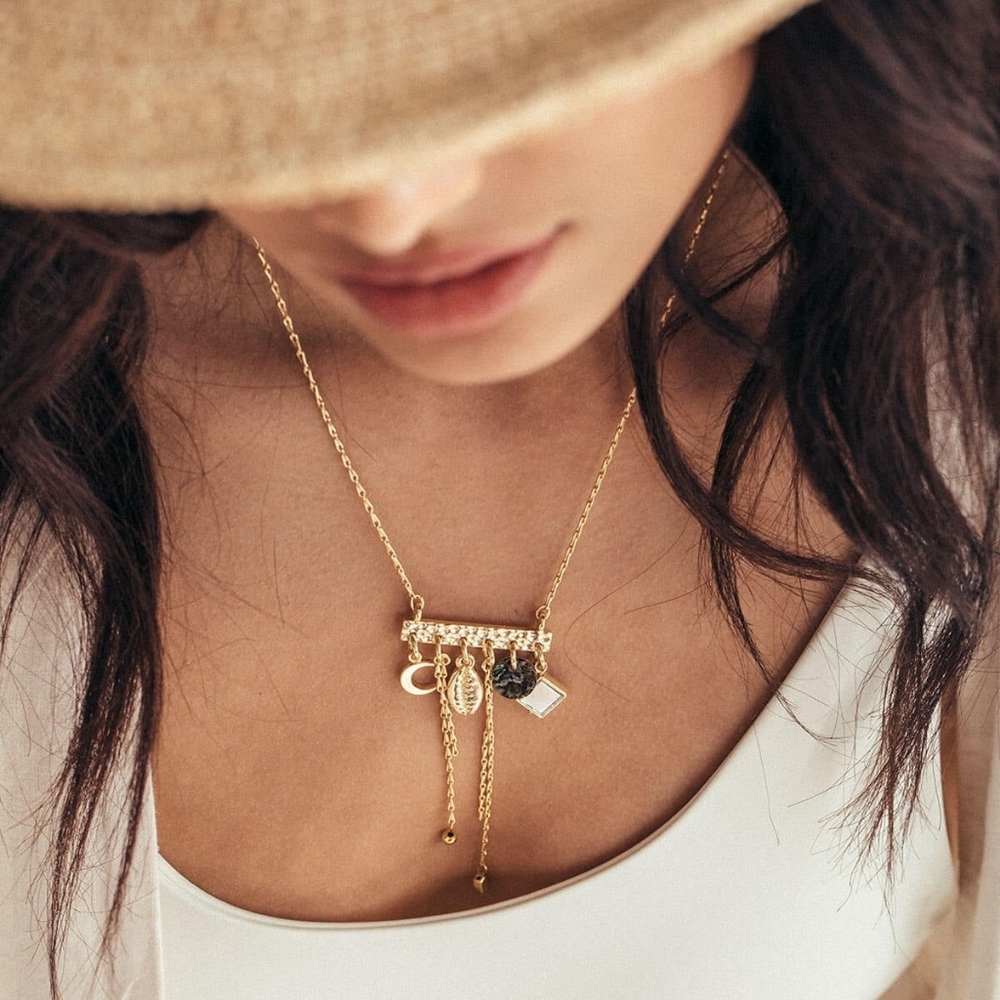 NWT Alex & Ani necklace